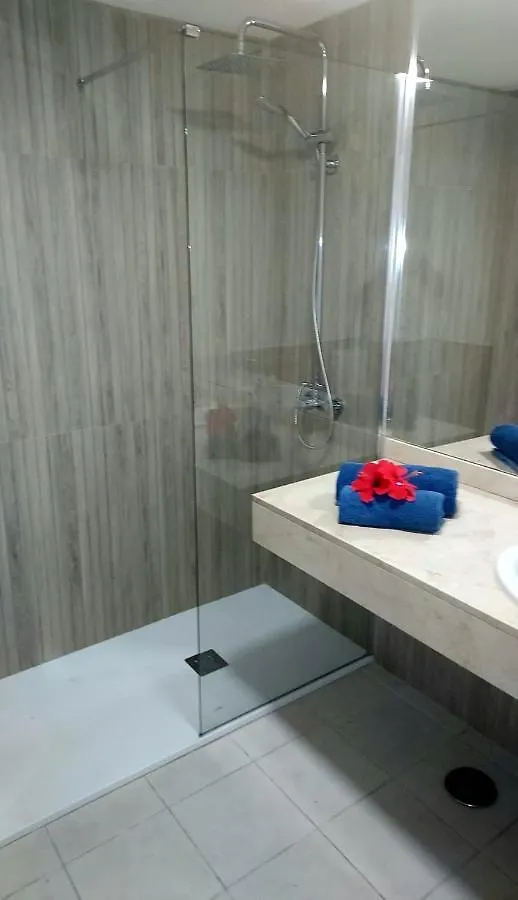 Apartamento Tamarindo I piscinas de agua salada - fibra óptica Corralejo